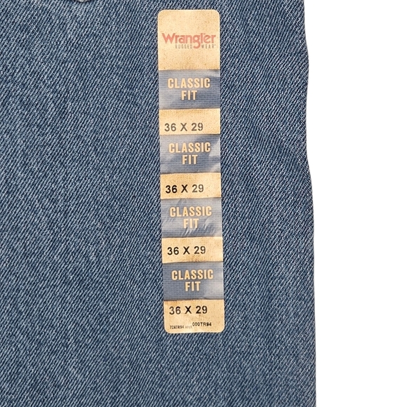 Wrangler Rugged Wear Mens Classic Fit Medium Wash Denim Jeans Size 36 X 29 - Picture 4 of 12